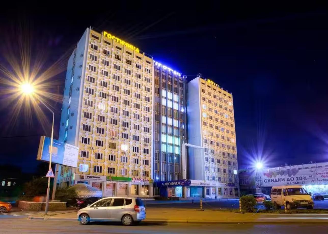 Гостиница «Бурятия» (стандарт) или аналогичная в Улан-Удэ
