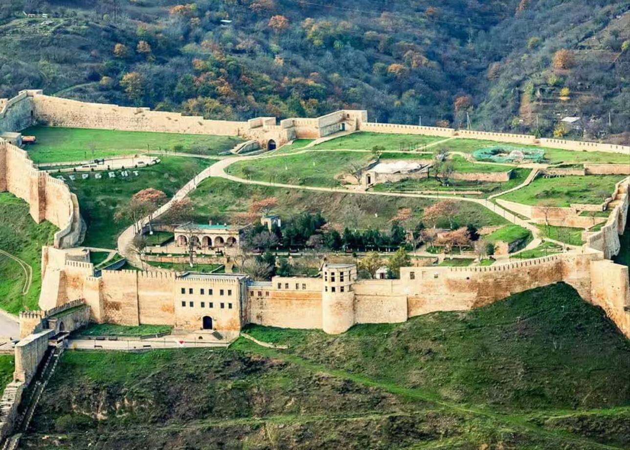 Загадки крепости Нарын-Кала