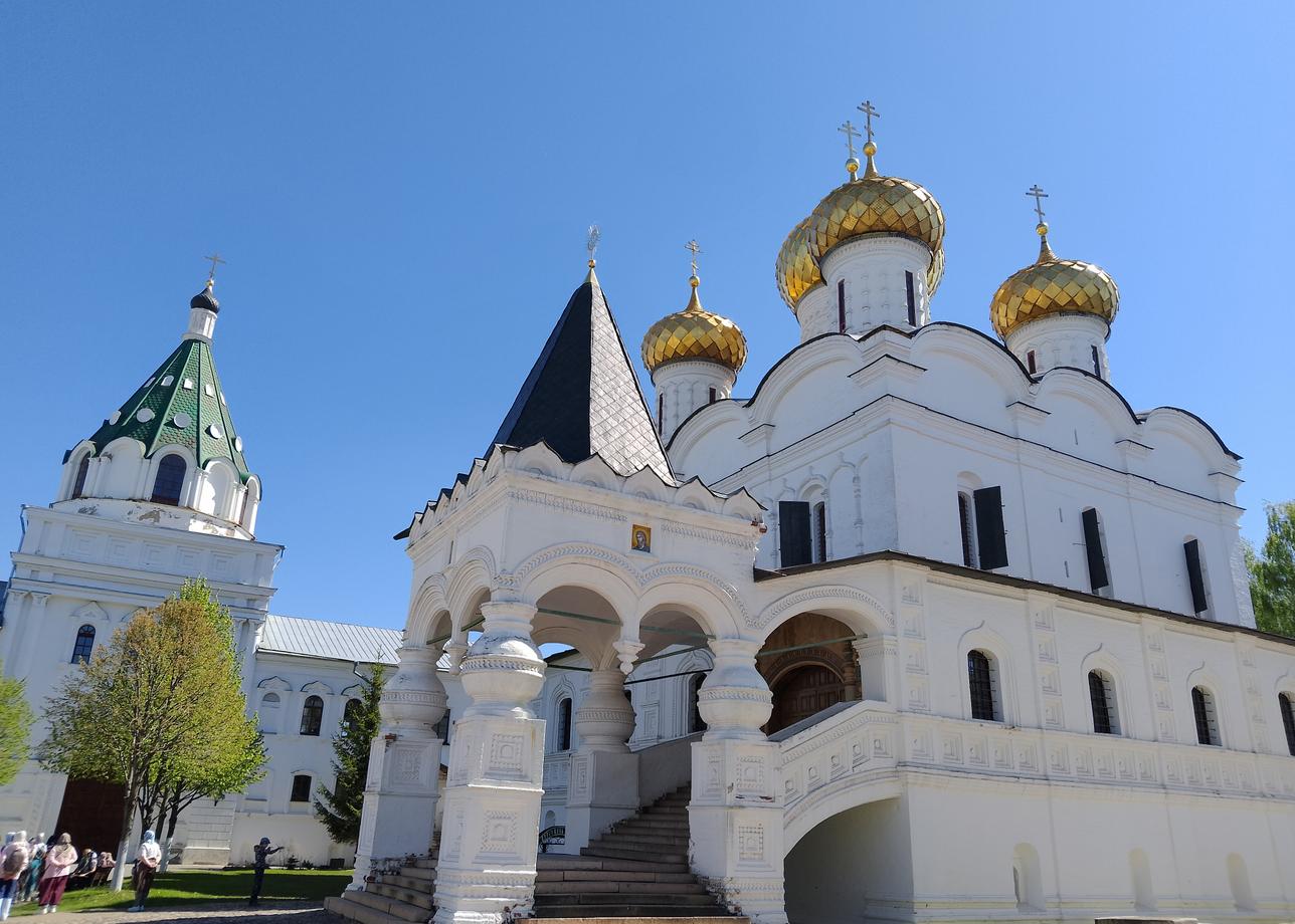 Тур с 17 по 19 мая очень понравился, всё было по плану, очень вежливые грамотные гиды