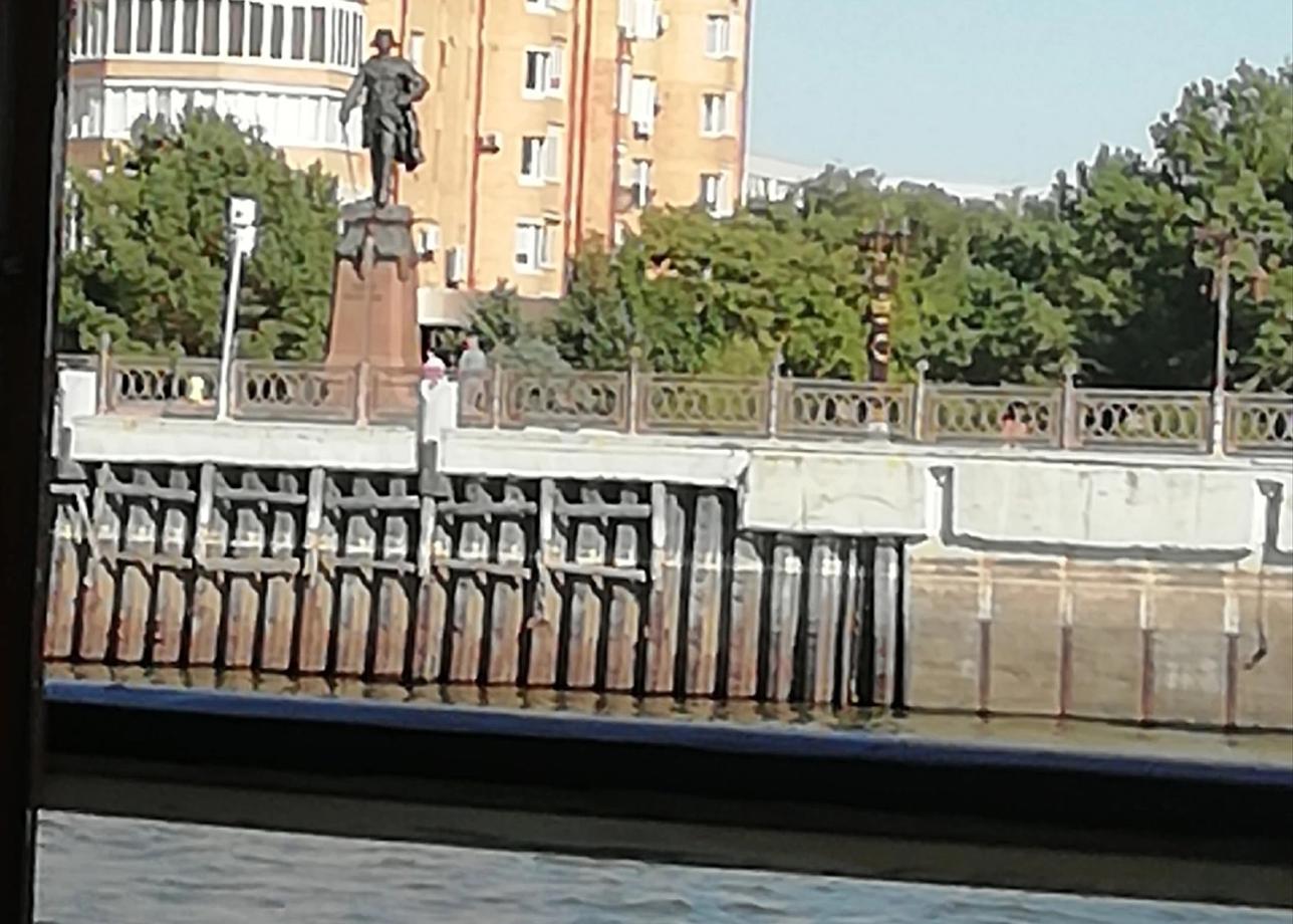 Организация тура на отлично. Все вовремя: встреча на вокзале, отправка на экскурсии, питание отлично, отели с комфортом, гиды - профессионалы.