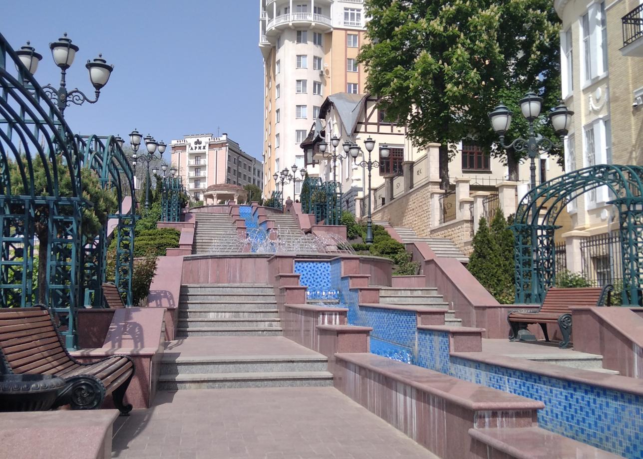 Организовано всё чётко. Никаких накладок.