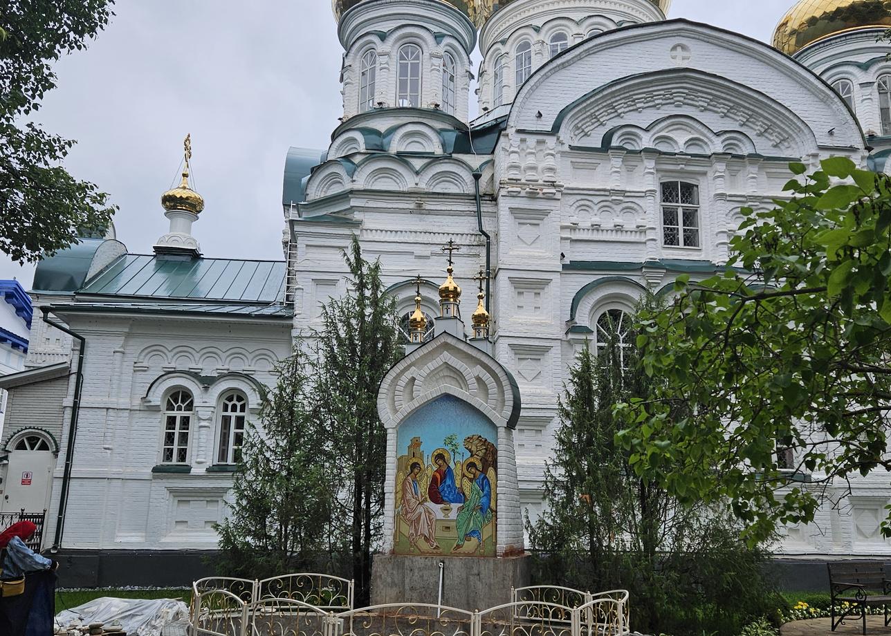 Отличная организация тура! Менеджеры всегда на связи и решают все возникшие вопросы. Большой выбор гостиниц, их