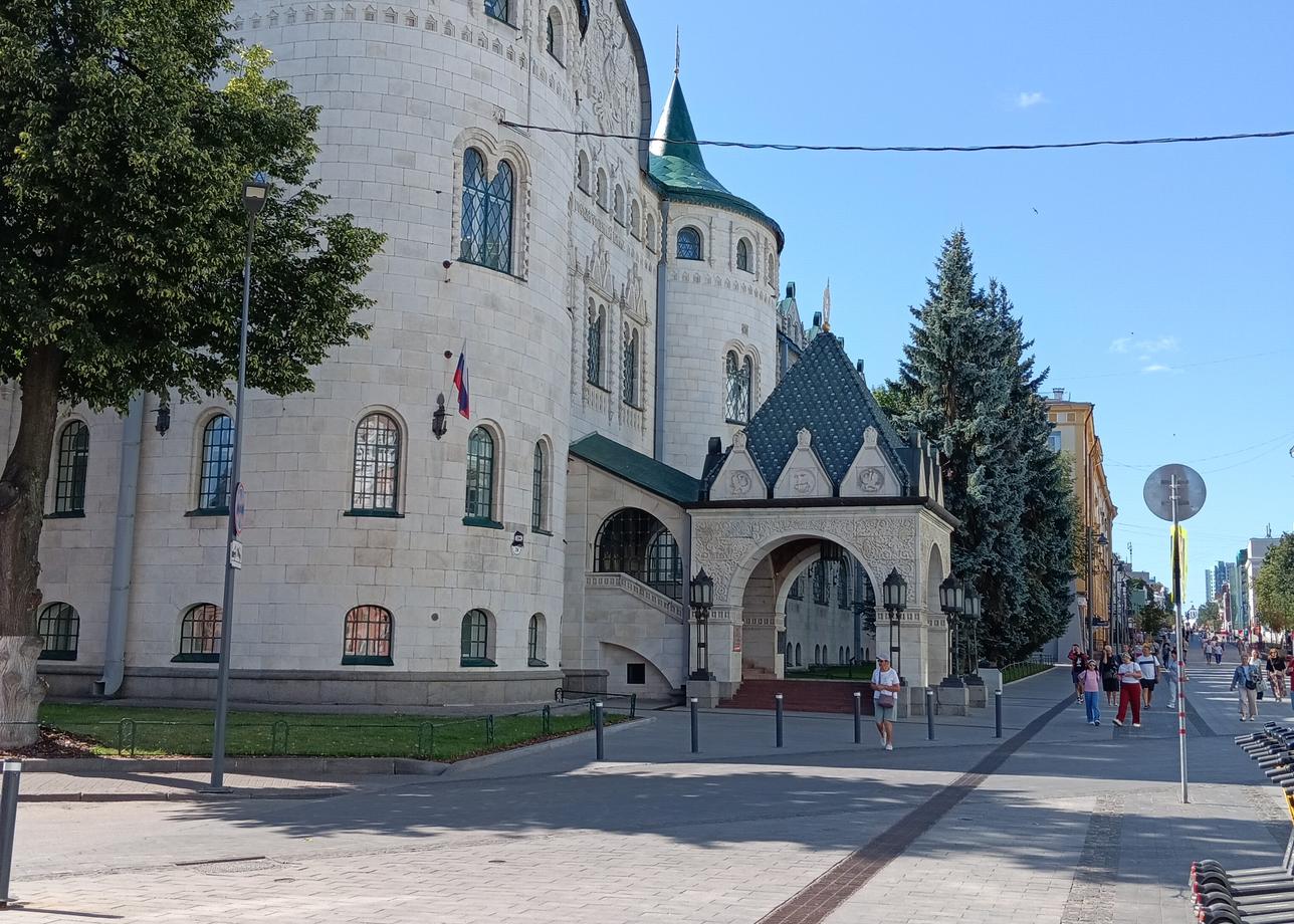 Наше прибывание в Нижнем Новгороде, продолжалась три дня. Думаю, что за это время мы посетили все