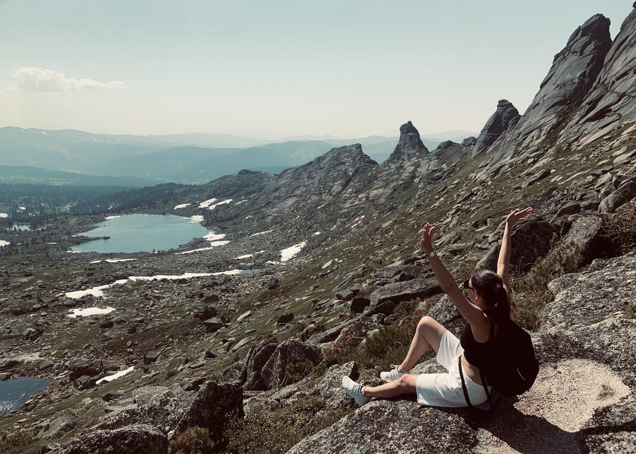Отличный тур ⛰️ за три дня успели посетить Каменный город, Висячий камень, Пик Художника, Водопад 😍