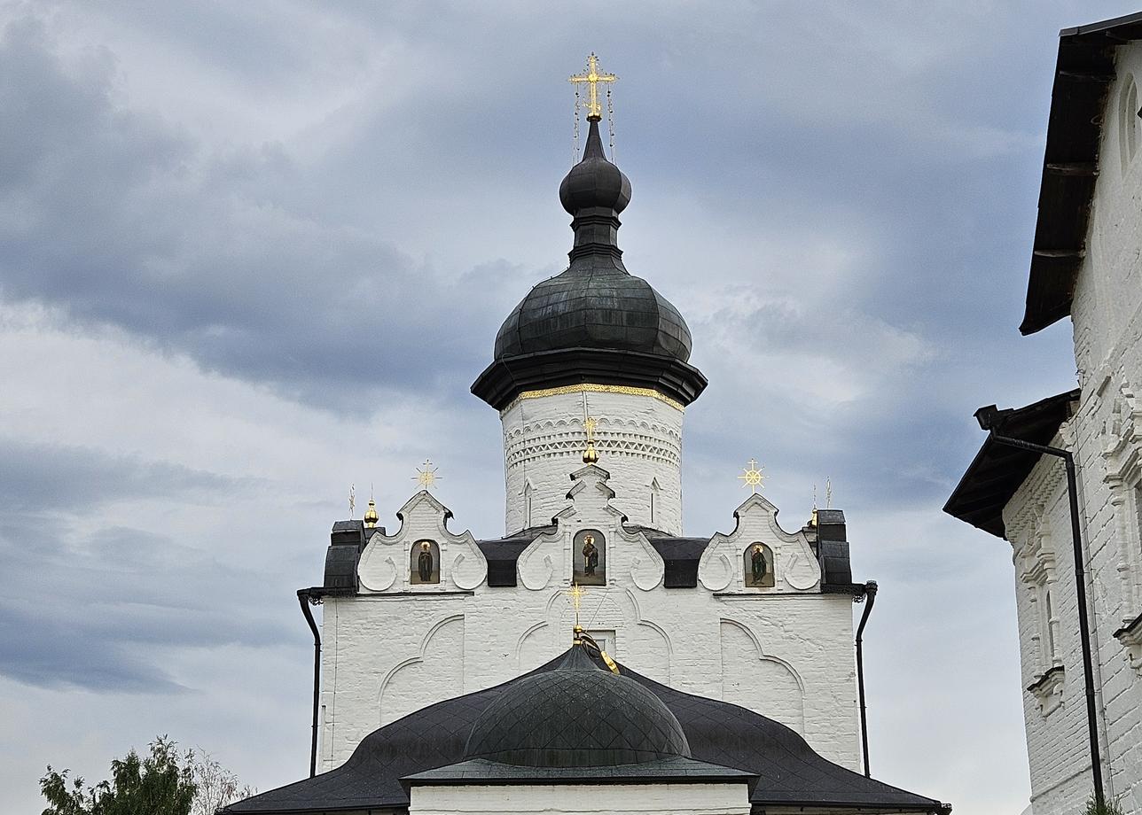Отличная организация тура! Менеджеры всегда на связи и решают все возникшие вопросы. Большой выбор гостиниц, их